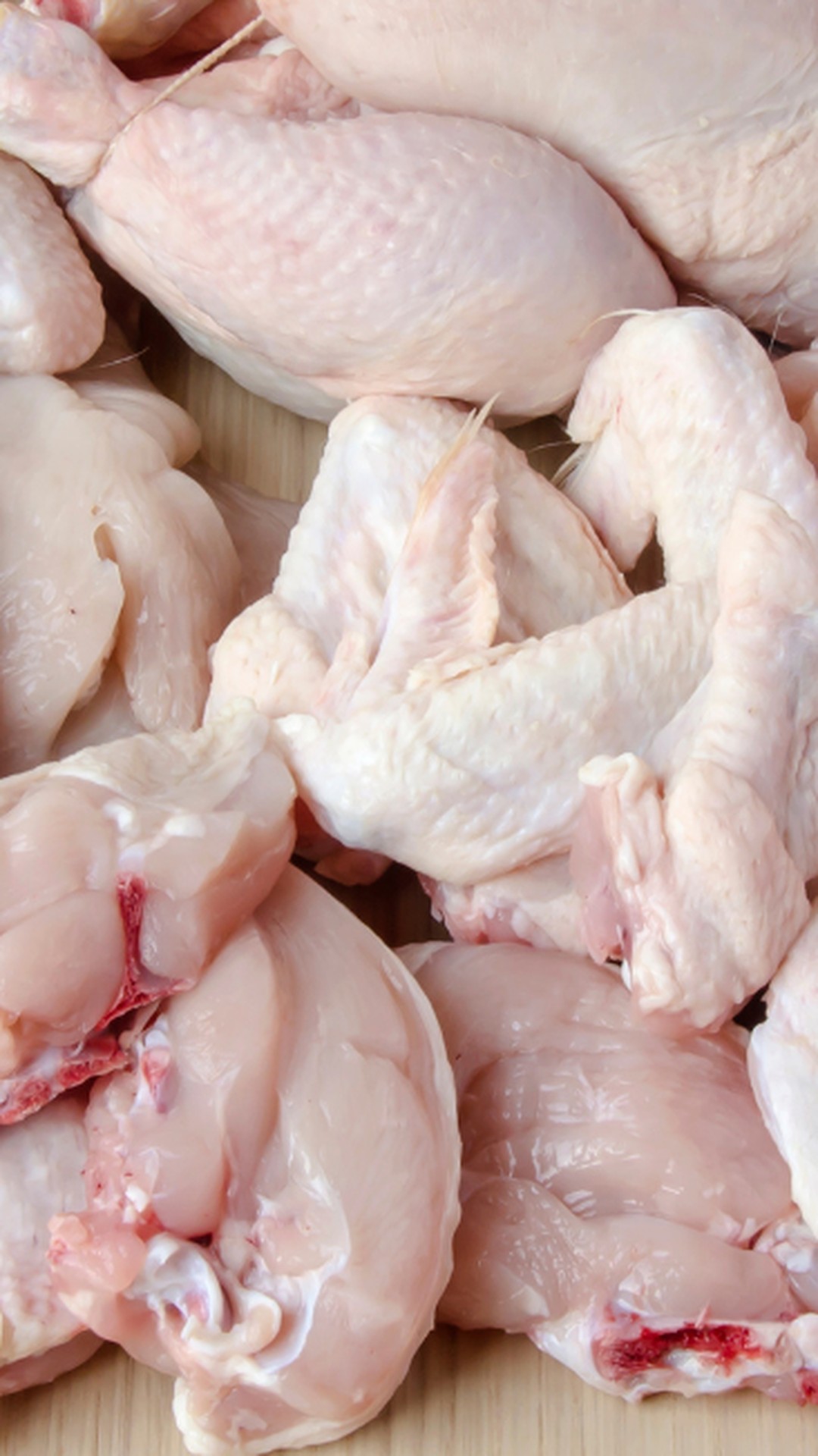 Preços da carne de frango sobem sustentados pelas boas vendas