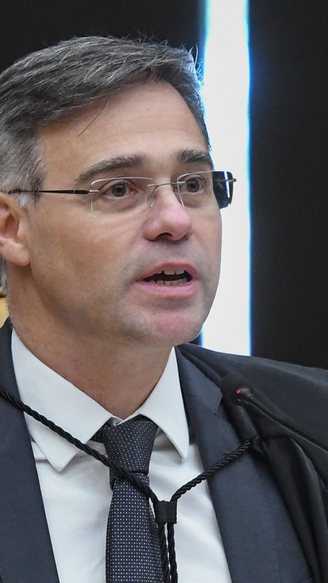 André Mendonça interrompe julgamento sobre responsabilização de big techs por publicação de usuários 