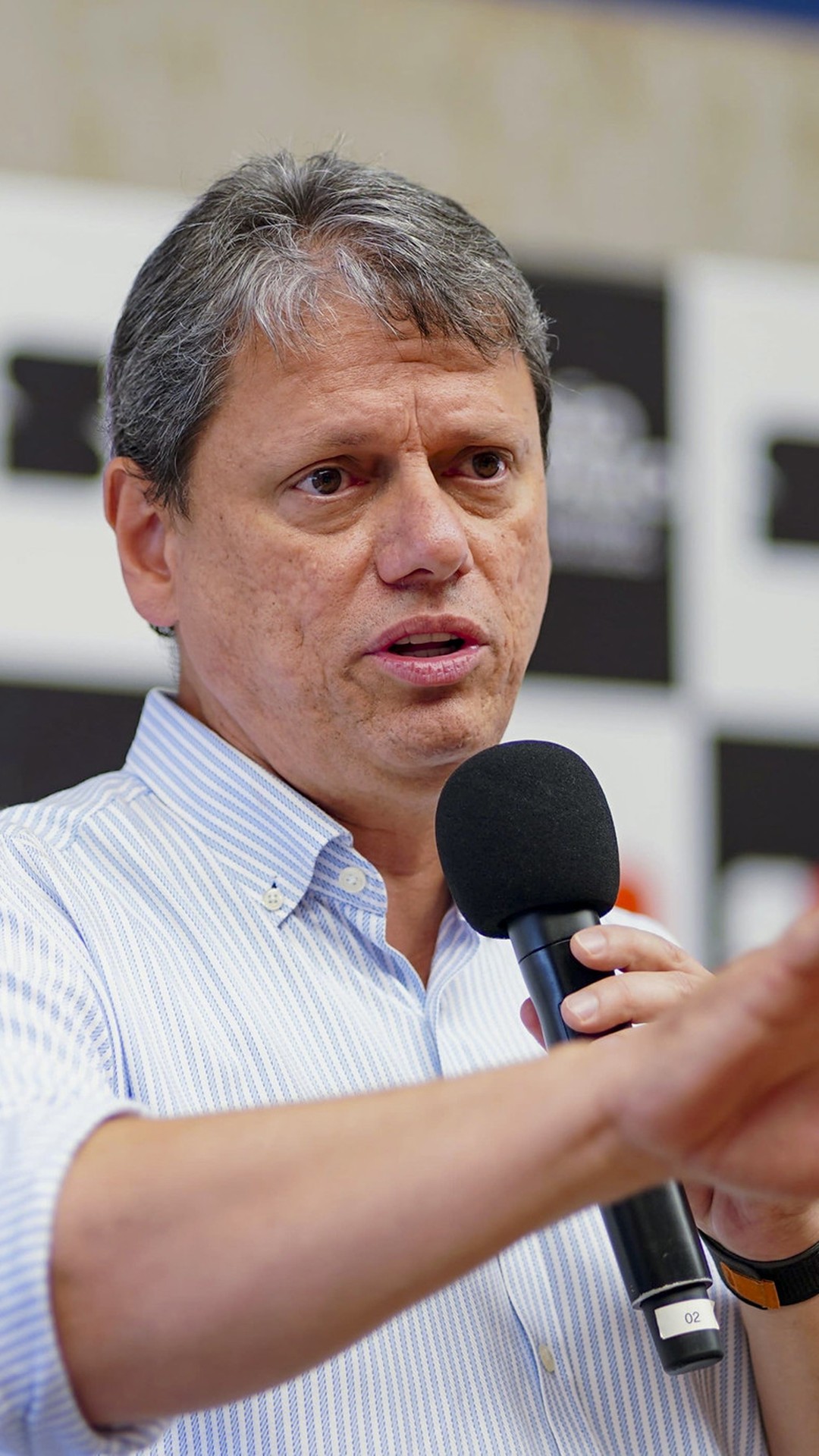 A gente comete erros, e nosso discurso tem risco, diz Tarcísio sobre violência da PM