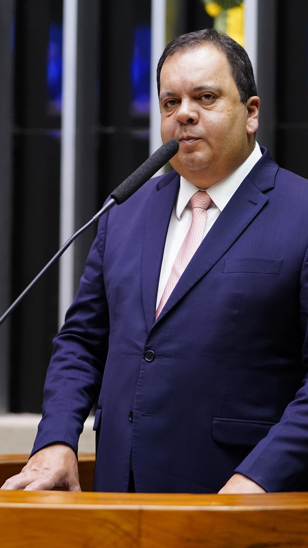 União Brasil racha sobre novo líder, amplifica crise com governo e pode pôr em risco pacote fiscal
