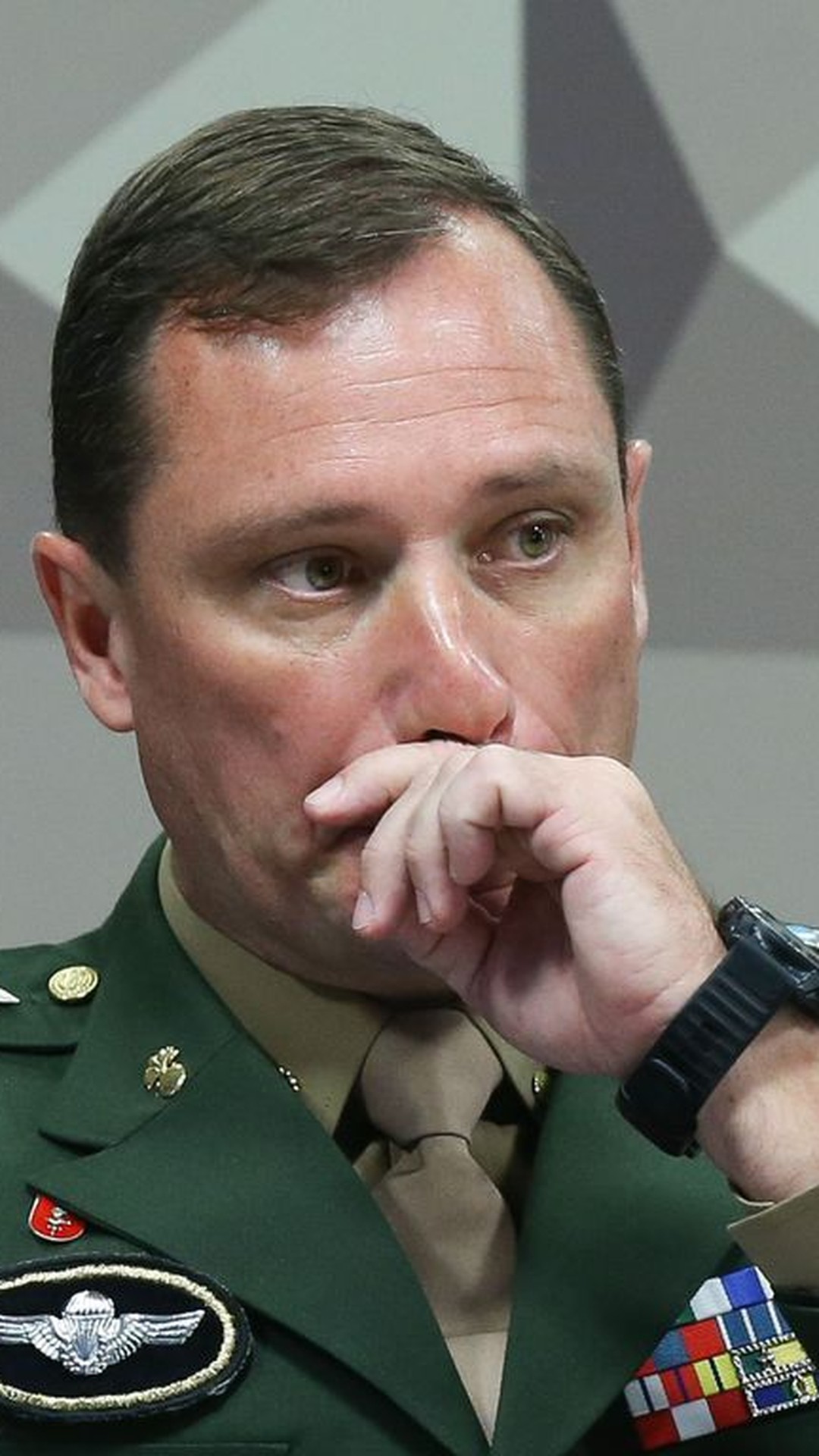 Mauro Cid presta depoimento de uma hora e meia à Polícia Federal