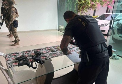 Presidente da Câmara e PM são presos por comprar votos com dinheiro do tráfico