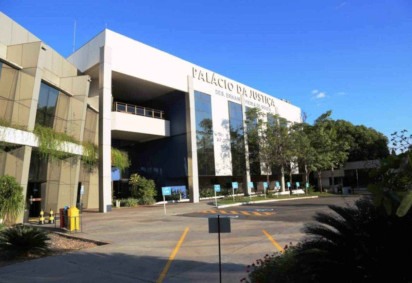CNJ suspende vale-alimentação de R$ 10 mil para juízes do Mato Grosso